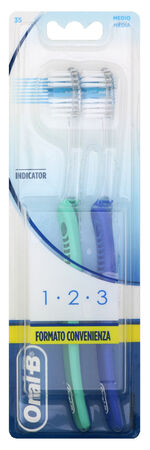 ORALB 123 INDICATOR SPAZZOLINO MANUALE SETOLE 35 MEDIE 2 PEZZI image not present